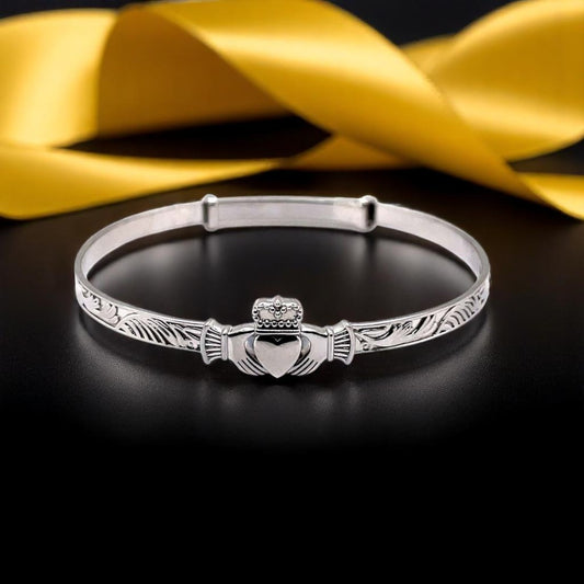 Silver Bangle Baby Claddagh