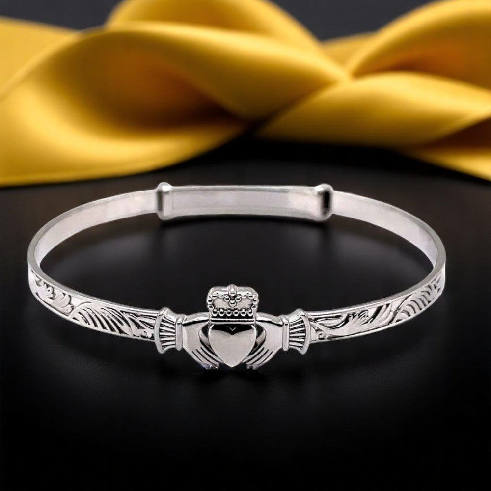 Silver Bangle Ladies Claddagh