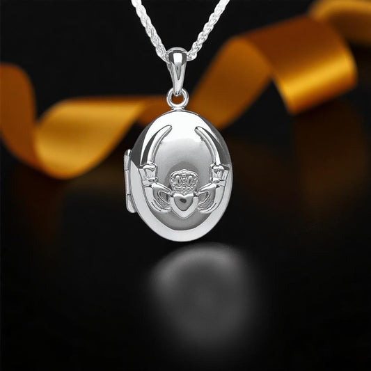 Silver Locket Oval Embossed Claddagh