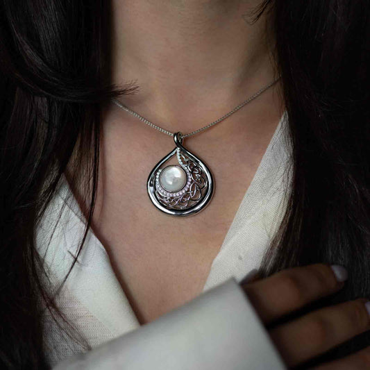 Silver Arian Pendant Teardrop Large