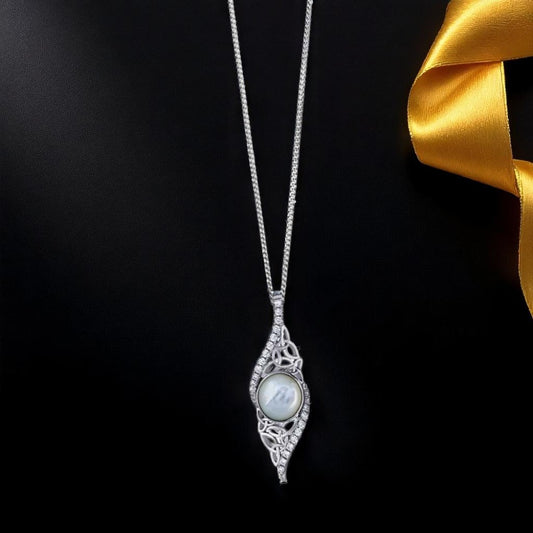 Silver Arian Pendant Twisted Trinity