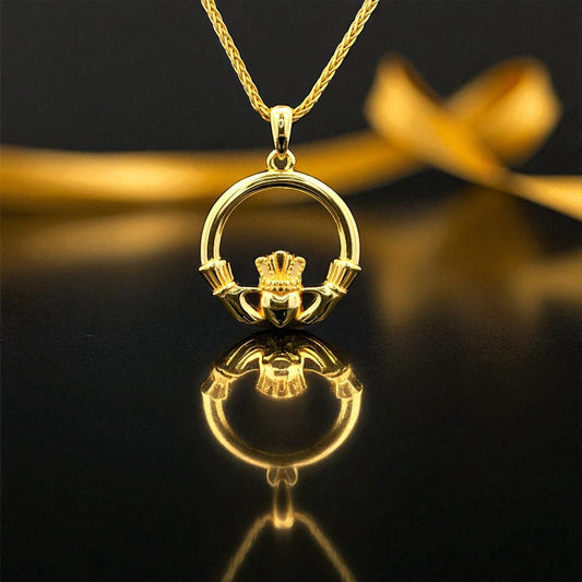 Traditional Claddagh Pendant