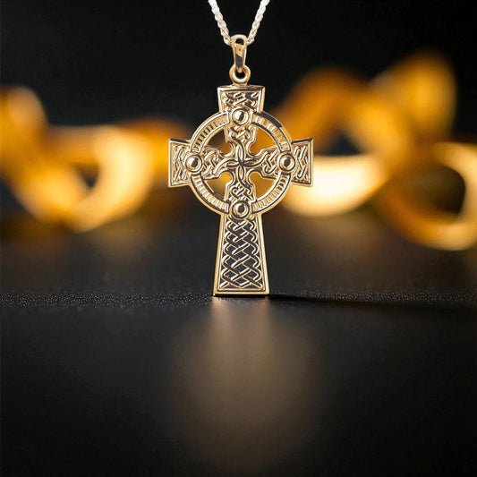 Traditional Celtic Knot Medium