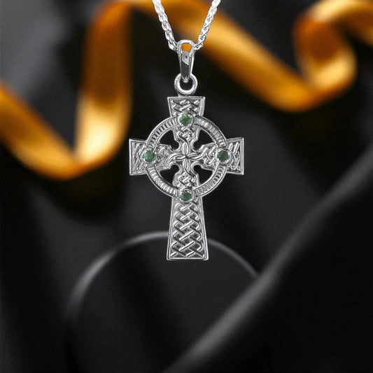 Traditional Celtic Knot Large with Emeralds