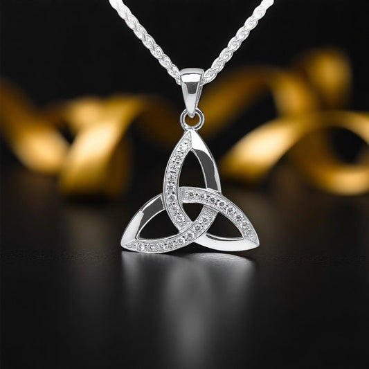 Silver Pendant Argent Stone Set Trinity