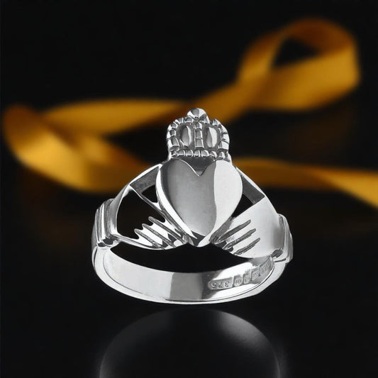 Large Claddagh Ring