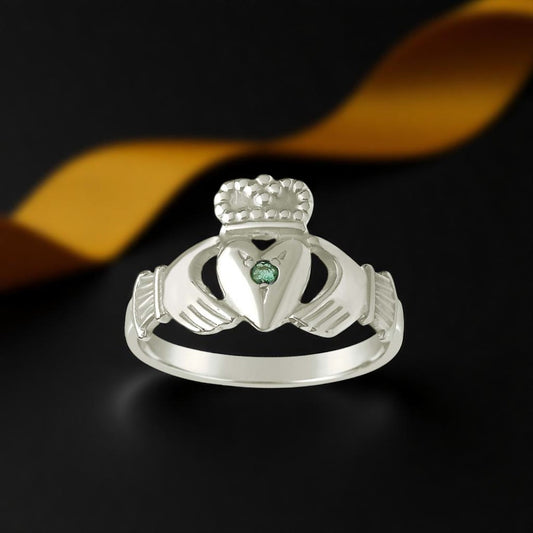 Claddagh Ring Medium with Single Emerald