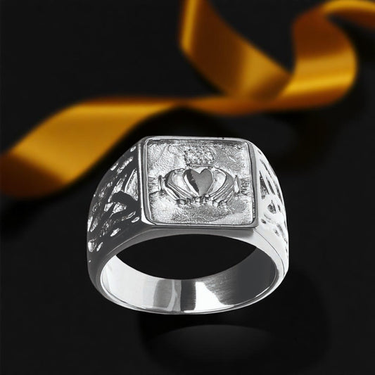 Signet Claddagh Ring