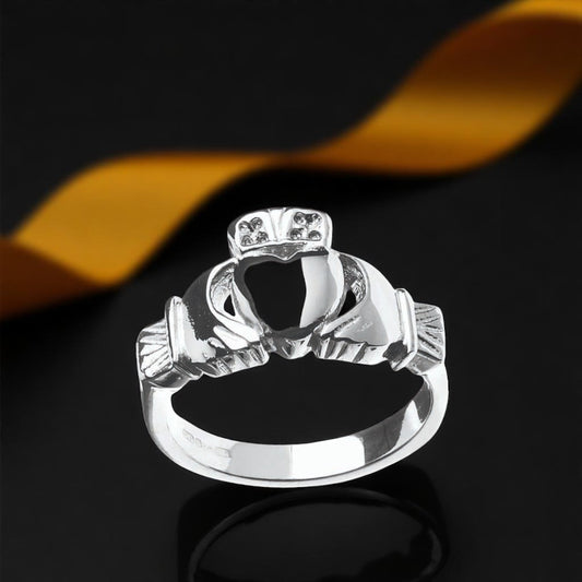 Gents Claddagh Ring