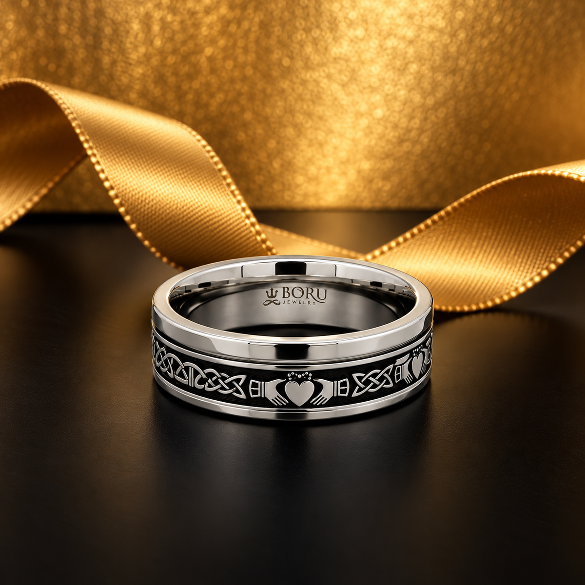 Boru Signature Claddagh Titanium Band
