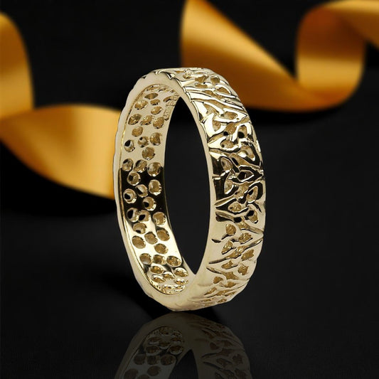 Trinity Knot Filagree Narrow Wedding Ring