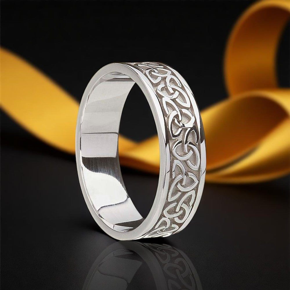 Solid Trinity Knot Ring