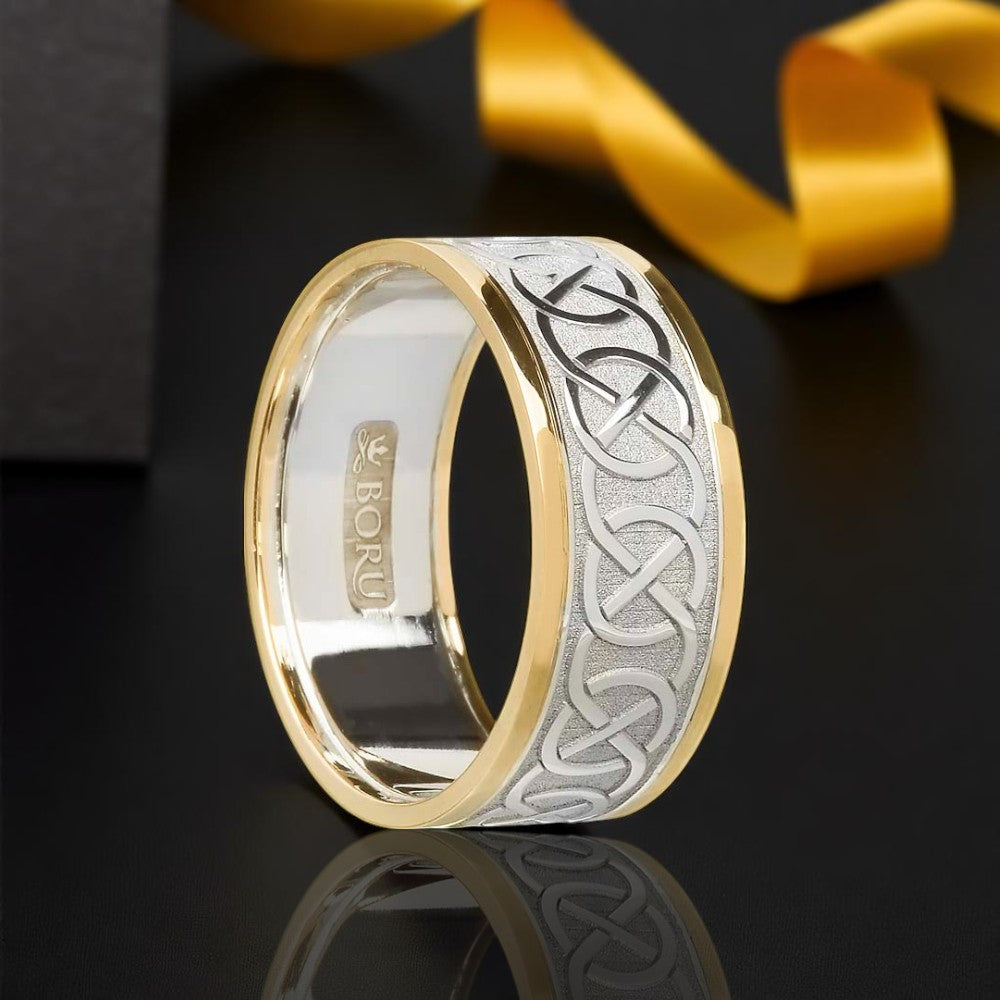 Gents Closed Celtic Knot Ring with Yellow Trims